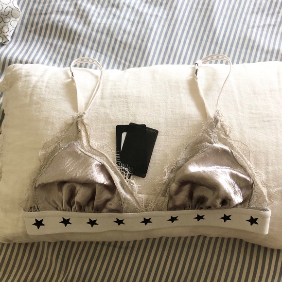 Love story satin and lace silver bralette - Picture 2 of 5